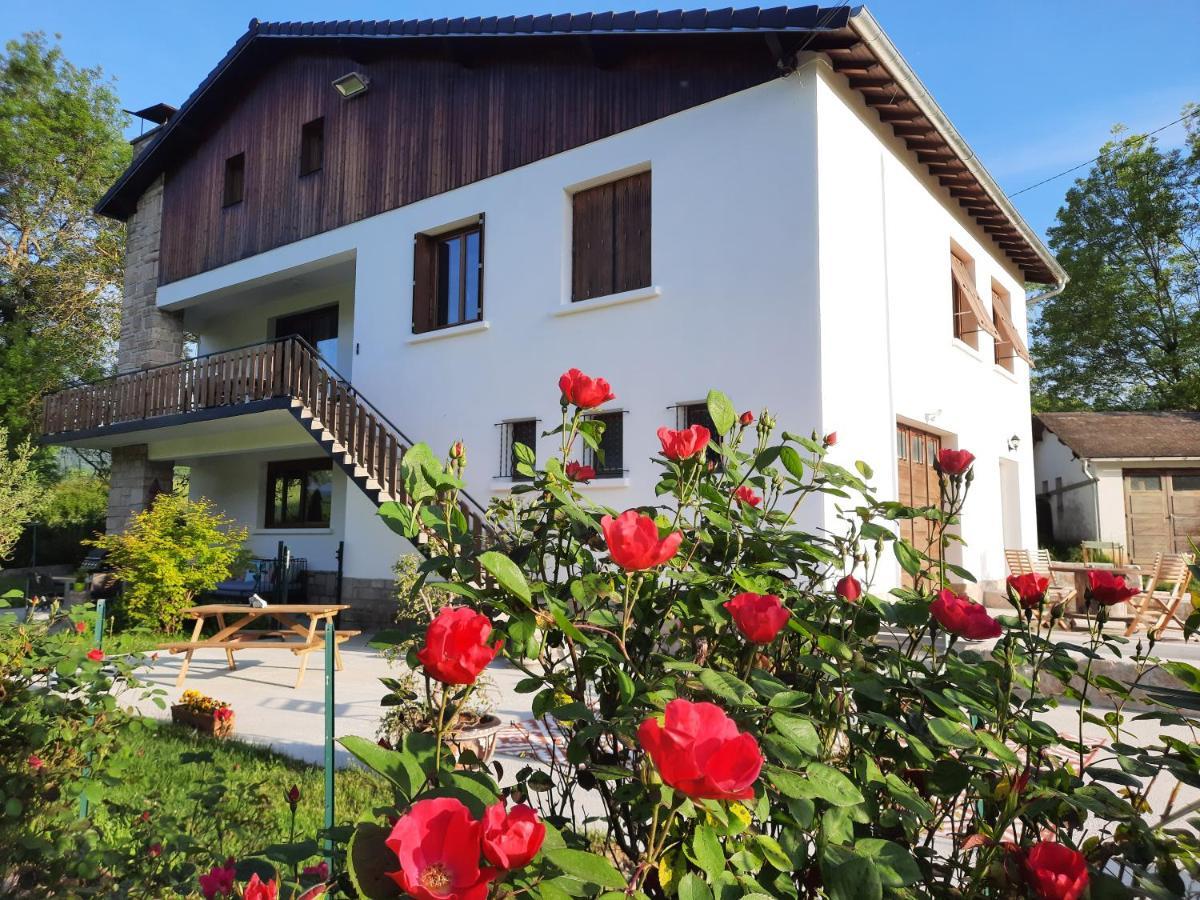 Bed and Breakfast Le Jardin De Moulis, Saint Girons, Ariege, Pyrenees, Exterior foto