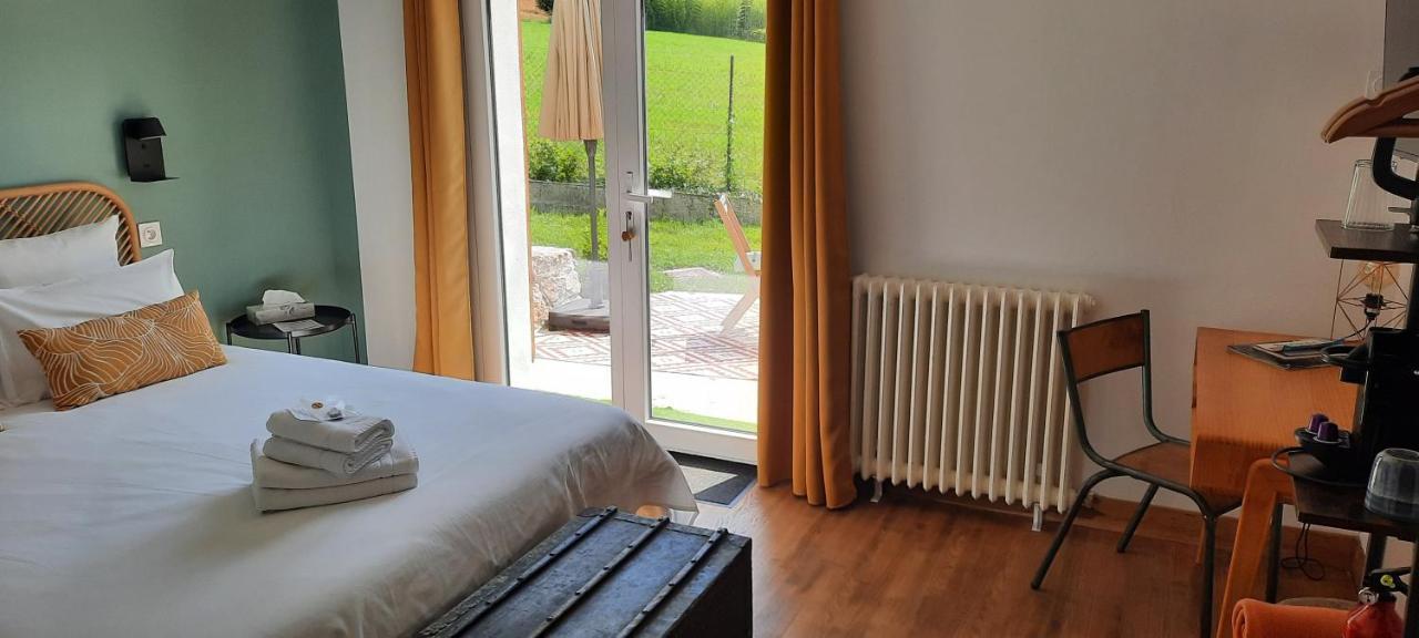 Bed and Breakfast Le Jardin De Moulis, Saint Girons, Ariege, Pyrenees, Exterior foto