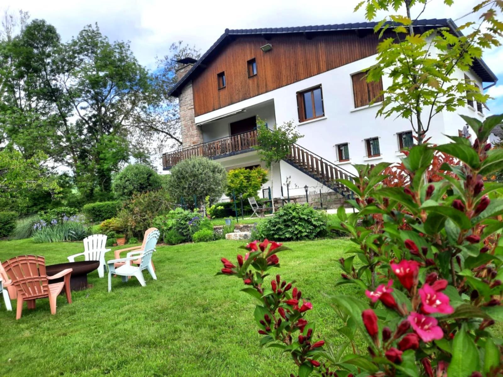 Bed and Breakfast Le Jardin De Moulis, Saint Girons, Ariege, Pyrenees, Exterior foto